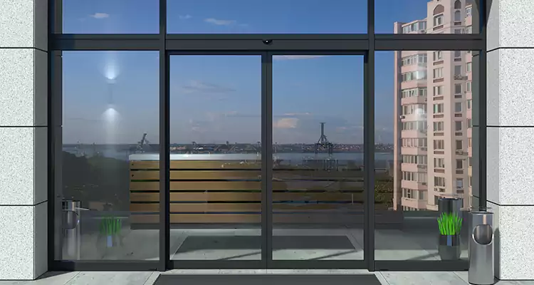 Our Patio Door Casing Repair Services in Alafaya, FL