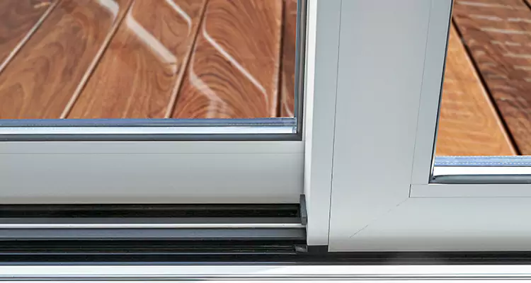 Patio Door Jammed Shut in Alafaya, FL