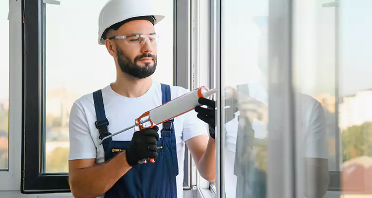 Retractable Screens Repair for Patio in Alafaya, FL