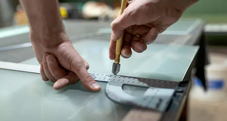 Glass Scratch Repair in Alafaya, FL