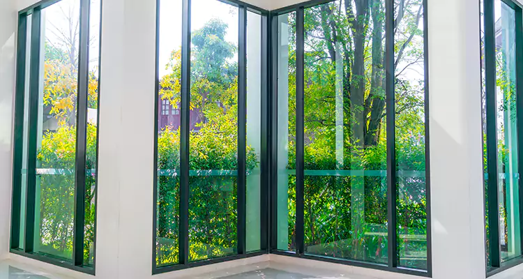 Emergency Balcony Door Glass Repair in Alafaya, FL