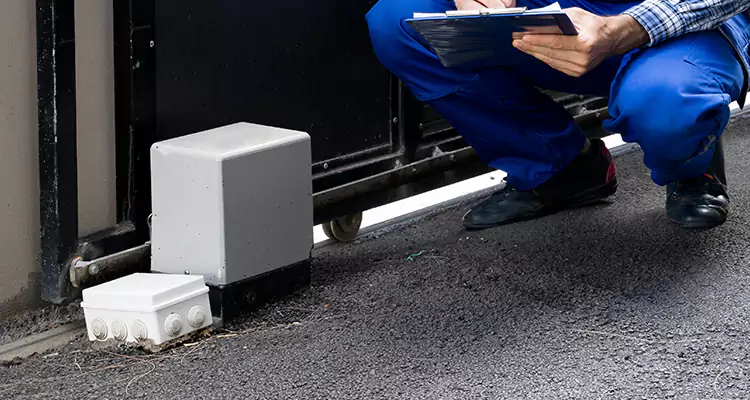 Genie Garage Door Sensor Replacement in Alafaya, FL