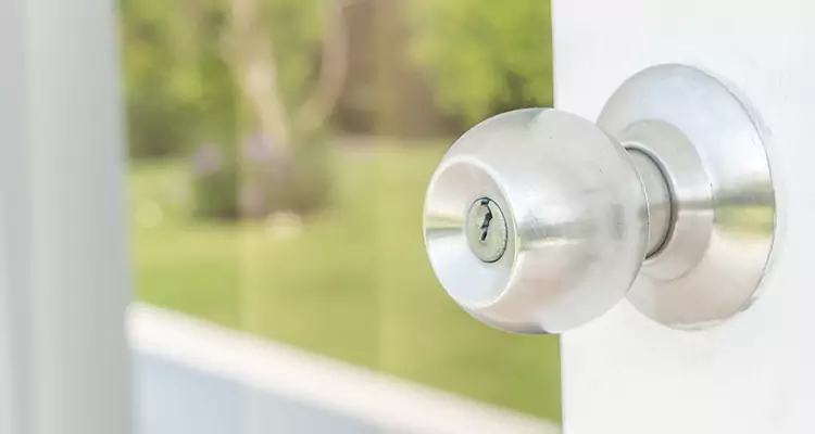 Patio Door Mechanism Jammed in Alafaya, FL