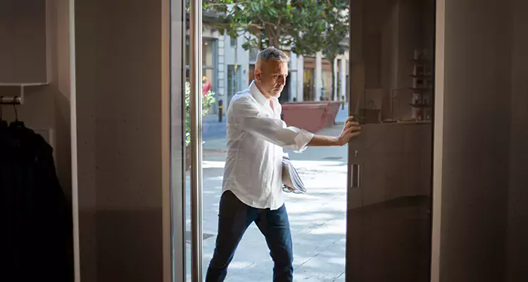 Reliable Pella Patio Door Repair Services for Opening Issues in Alafaya, FL