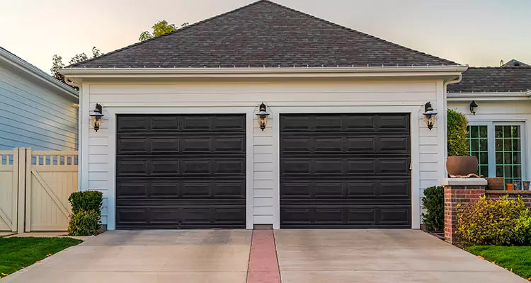 Residential Local Garage Door Repair in Alafaya, FL