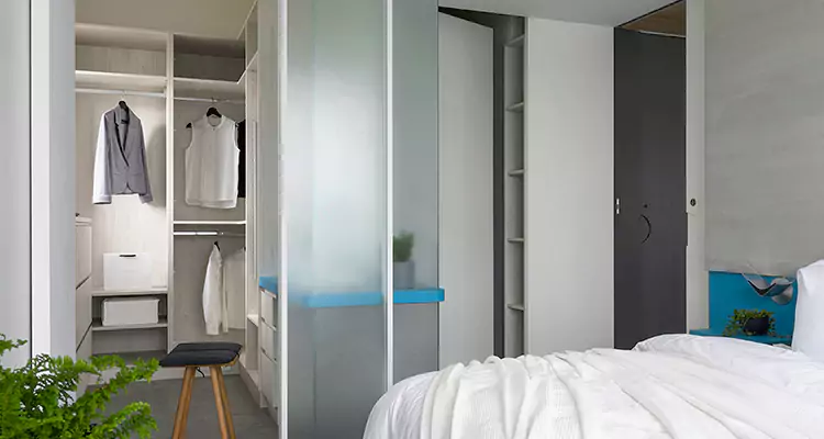 Closet Door Bi Fold Installation in Alafaya, FL