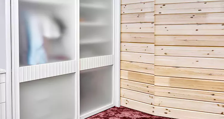 Sliding Closet Door Rollers Replacement in Alafaya, FL