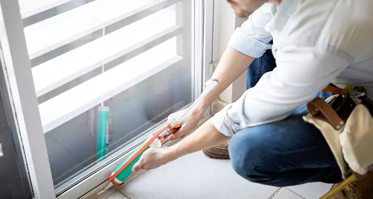 Dap Window Caulk Repair in Alafaya, FL